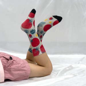 Įprastos Kinijos profesionalios gamybos spalvingos įgulos kojinės su nuolaida