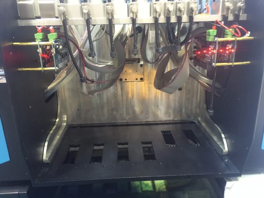 Gen5 heads High speed Industrial UV Flatbed printer, UV2030 Flatbed printer