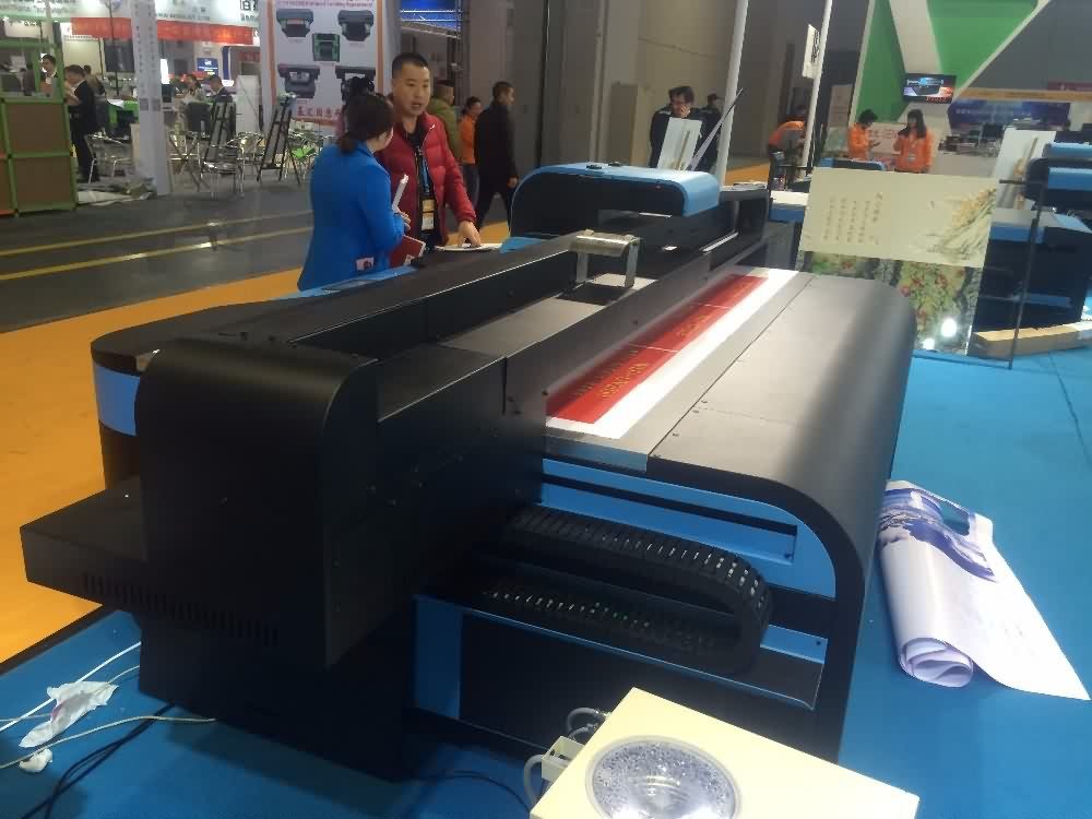 Industrial UV Flatbed Printer UV2513 for all flat media